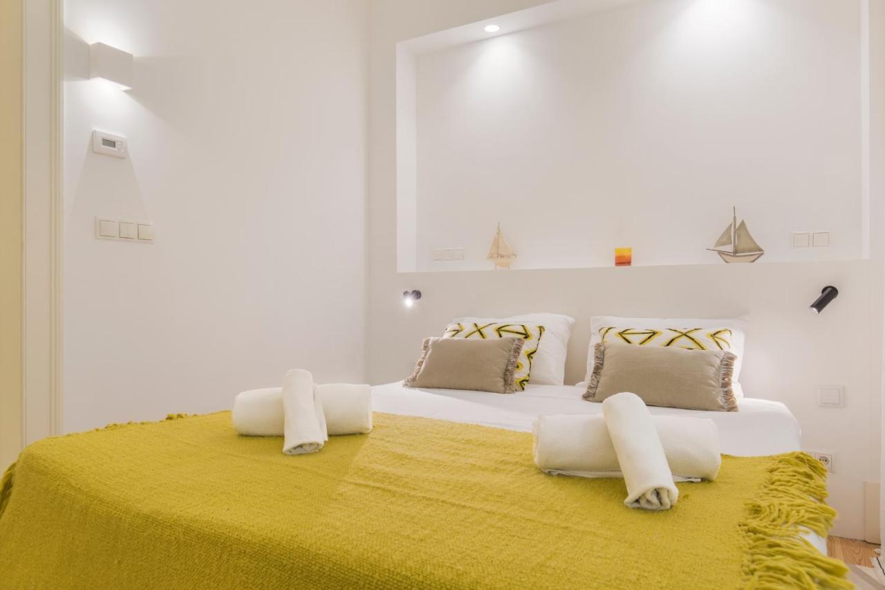 Charming Apartment In Baixa Chiado Lisboa Eksteriør bilde